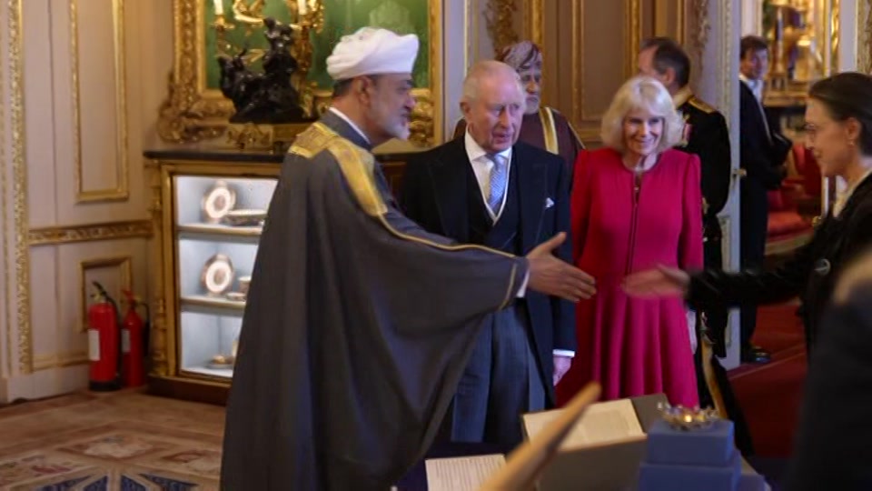 Broadcast still at 5m. ITV, ITV News at Ten, 20 October 2026.