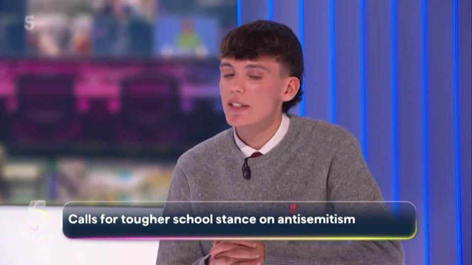 Broadcast still at 27m. Channel 5, 5 News with Dan Walker, 21 October 2026.