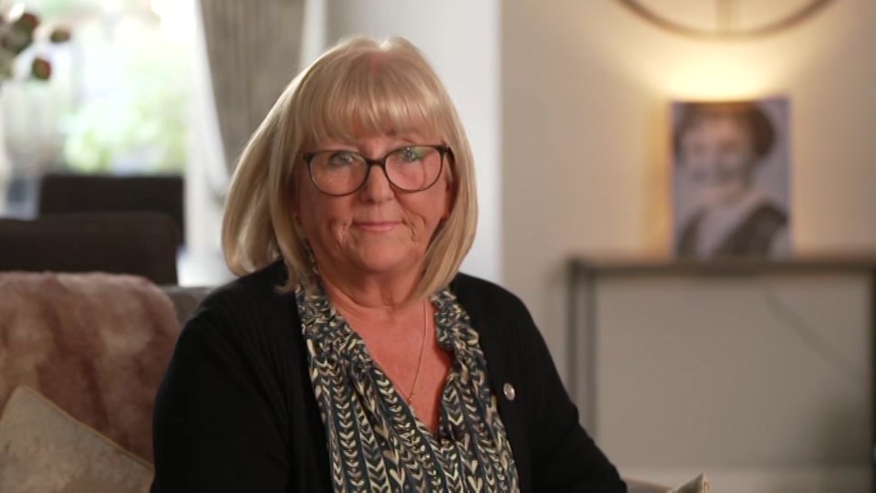 Broadcast still at 28m. ITV, ITV News at Ten, 21 October 2026.