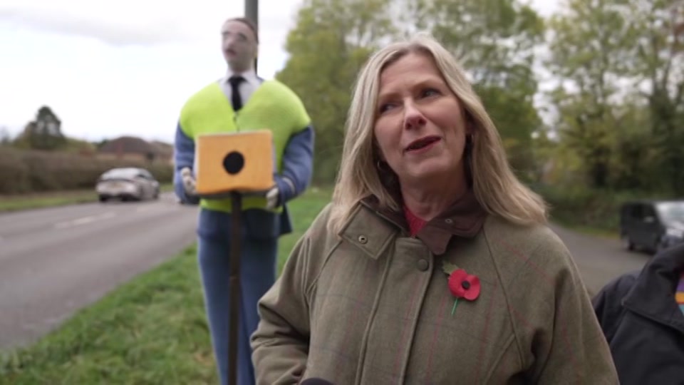 Broadcast still at 18m 30s. ITV, ITV Lunchtime News, 22 October 2026.