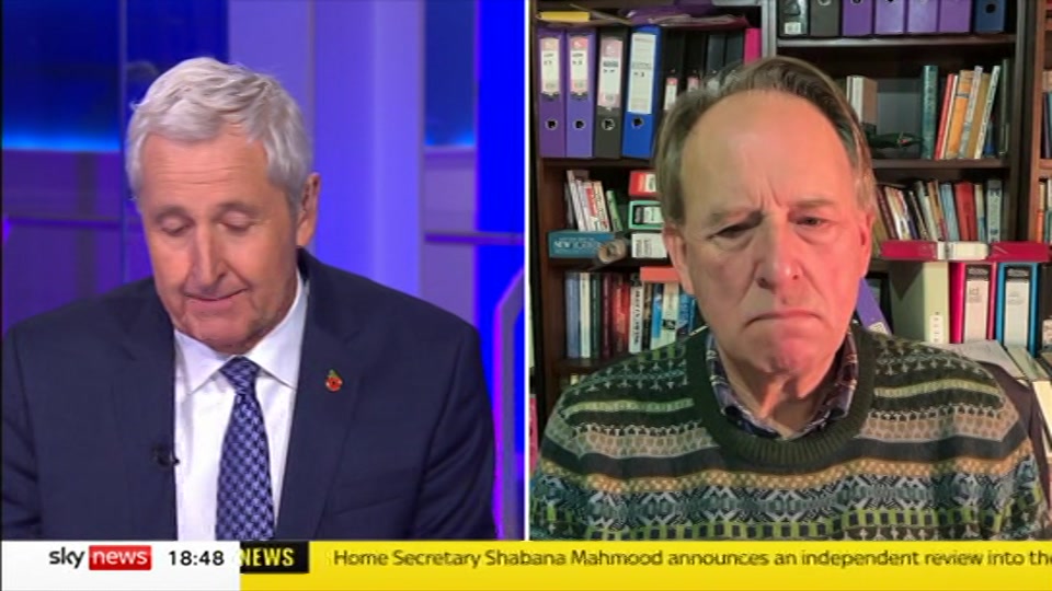 Broadcast still at 18m 30s. Sky News, The News Hour With Mark Austin, 26 October 2026.