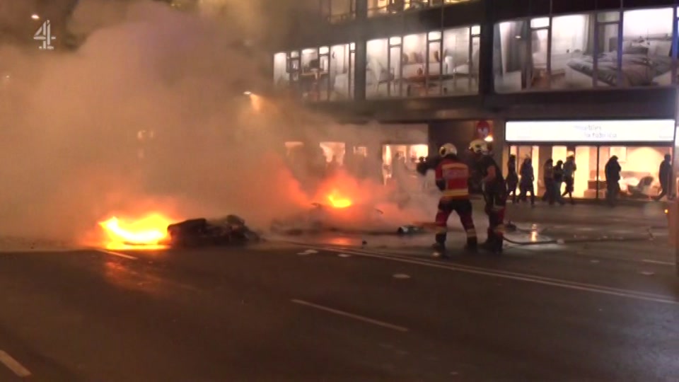 Broadcast still at 1m 30s. Channel 4, Channel 4 News Summary, 27 October 2026.