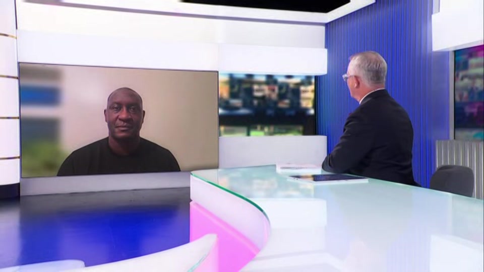 Broadcast still at 25m 30s. Channel 5, 5 News with Dan Walker, 27 October 2026.