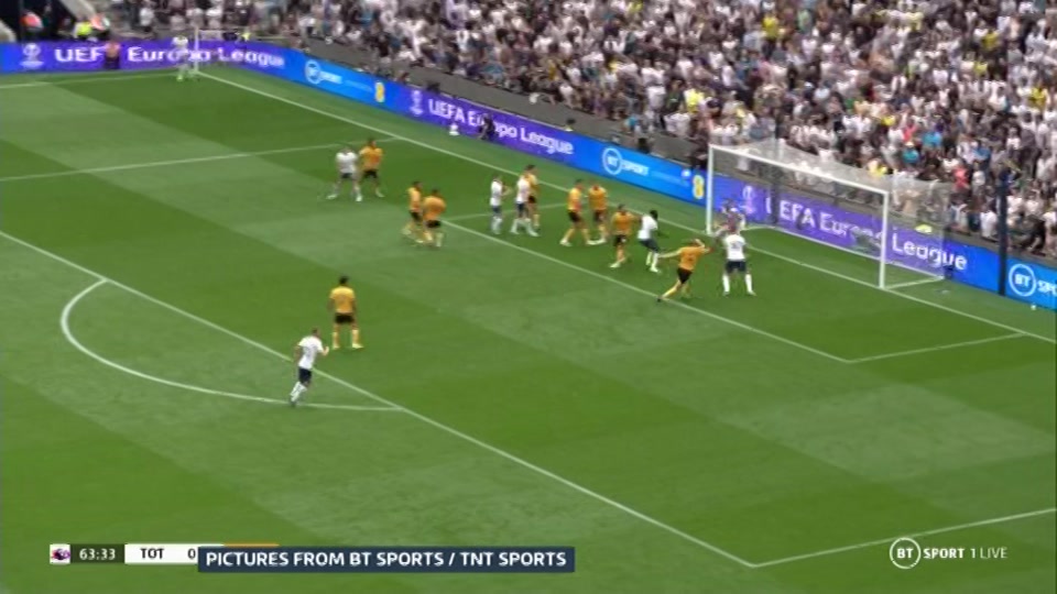 Broadcast still at 29m. ITV, ITV Evening News, 27 October 2026.