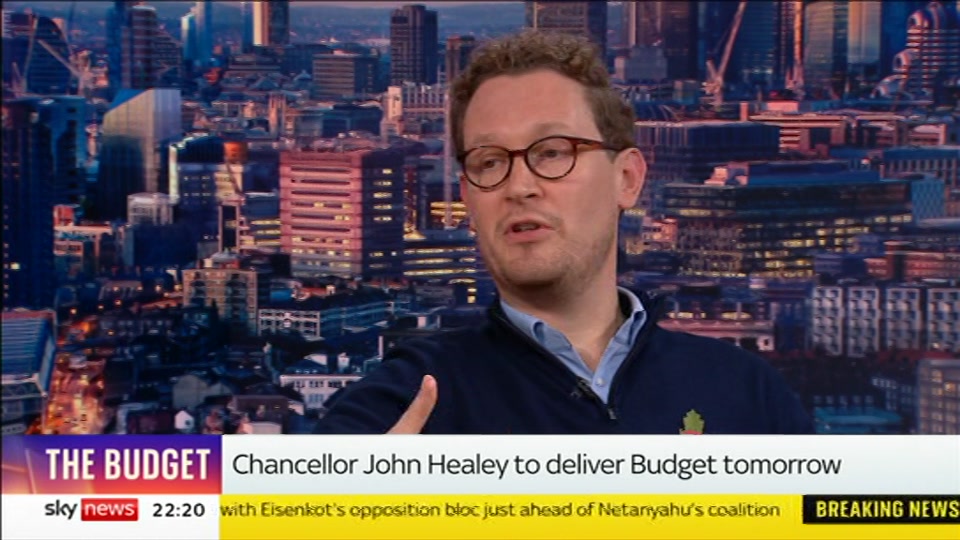 Broadcast still at 20m 30s. Sky News, The Wrap With Anna Botting, 27 October 2026.