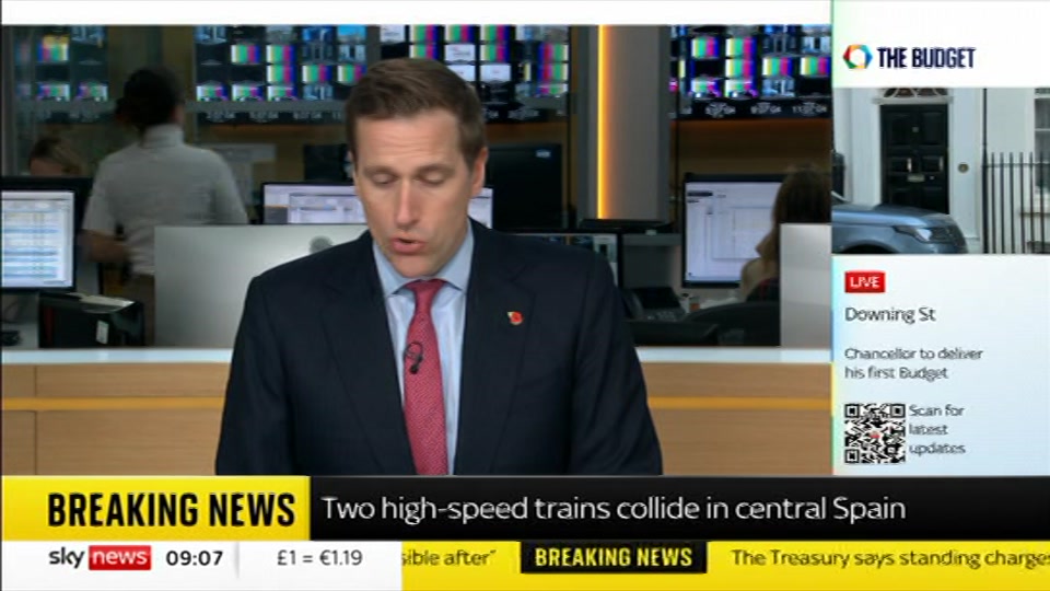 Still from Sky News at 7:00
