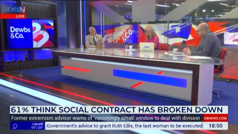 Still from GB News at 1:00