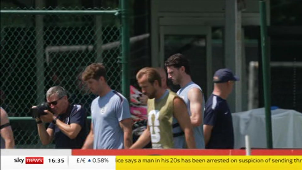 Still from Sky News at 5:00