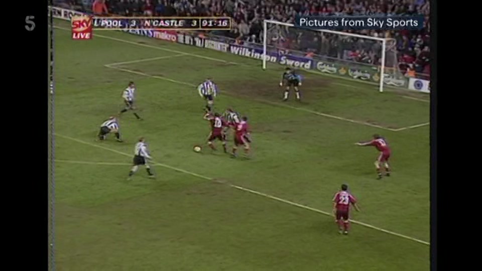 Broadcast still at 19m. 5, 5 News with Dan Walker, 20 July 2026.