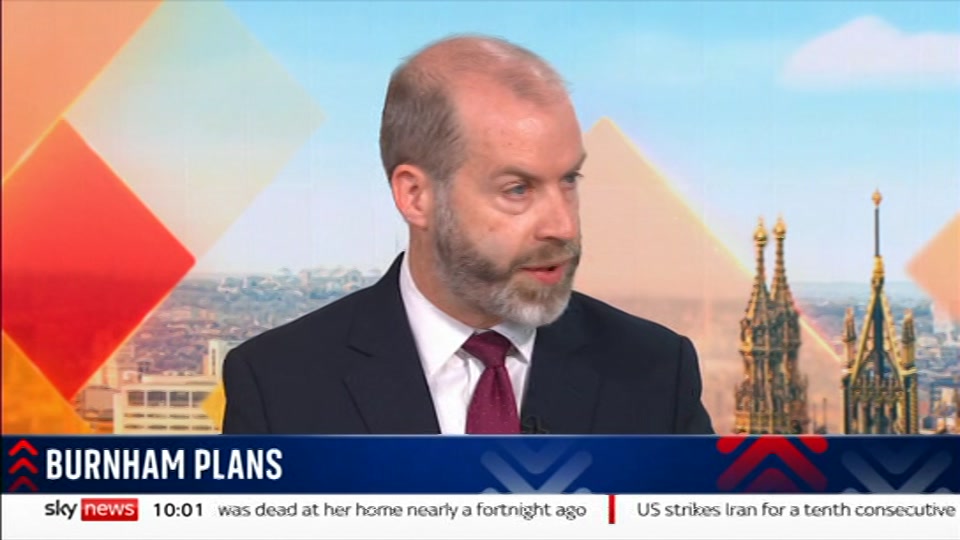 Still from Sky News at 1:00