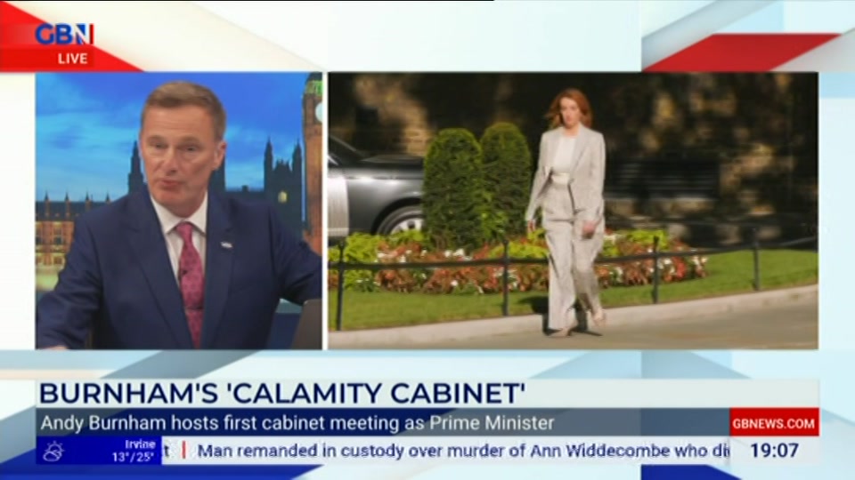 Still from GB News at 7:00