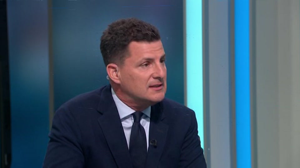 Broadcast still at 28m. ITV1, ITV News at Ten, 22 July 2026.