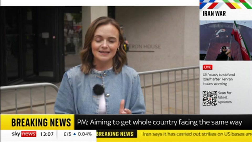Still from Sky News at 7:00