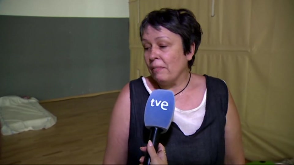 Still from ITV at 1:00