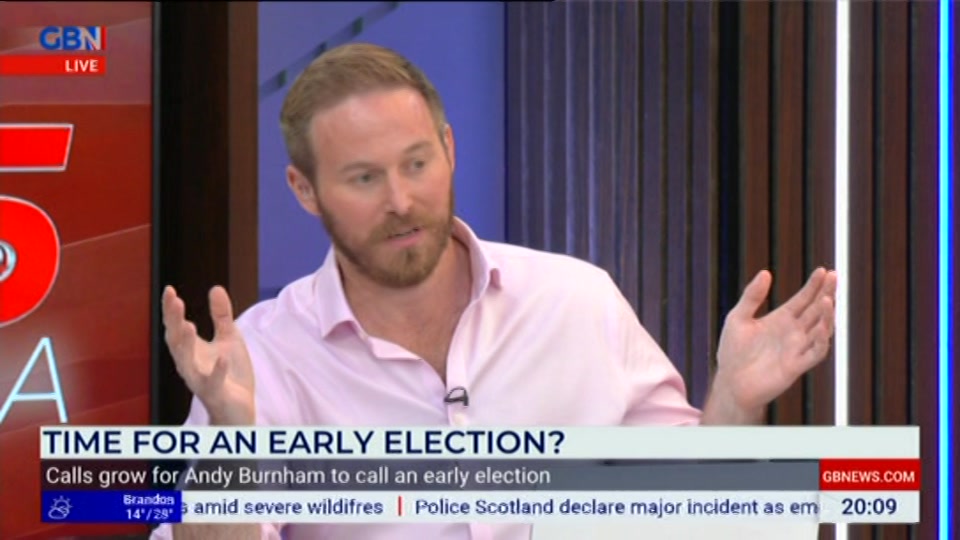 Still from GB News at 9:00