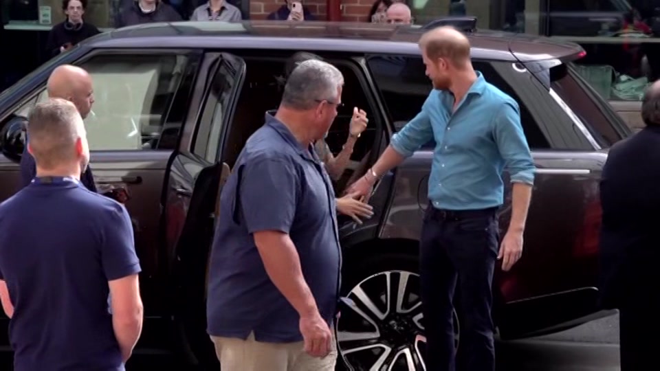 Still from ITV at 19:00