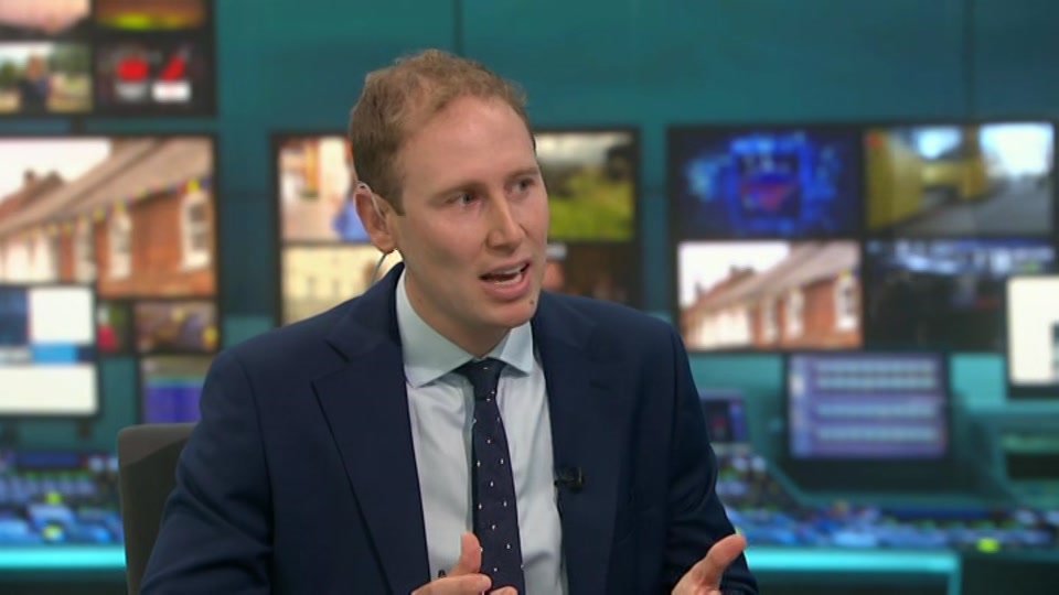 Still from ITV at 8:00