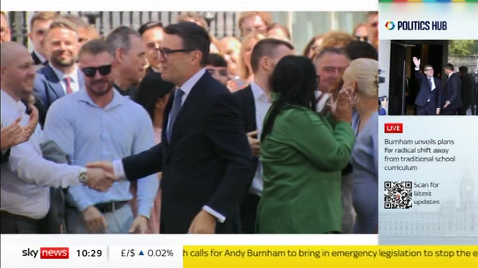 Broadcast still at 29m. Sky News, Sky News Today with Gareth Barlow, 28 July 2026.