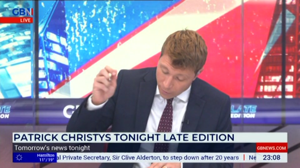 Still from GB News at 8:00