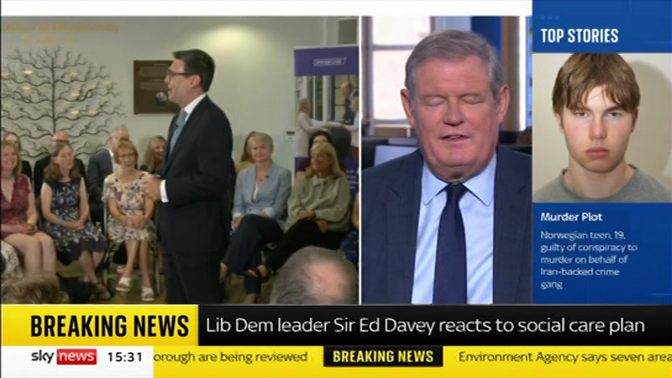 Still from Sky News at 1:00