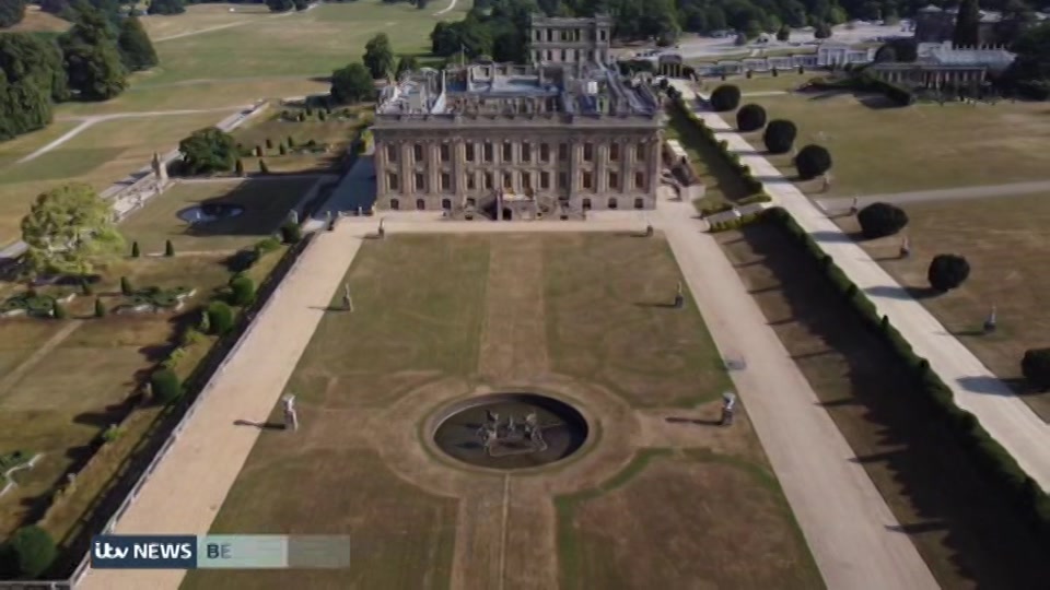 Broadcast still at 29m. ITV1, ITV News at Ten, 3 August 2026.