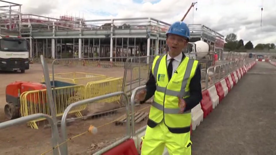 Broadcast still at 5m. ITV1, ITV News at Ten, 4 August 2026.