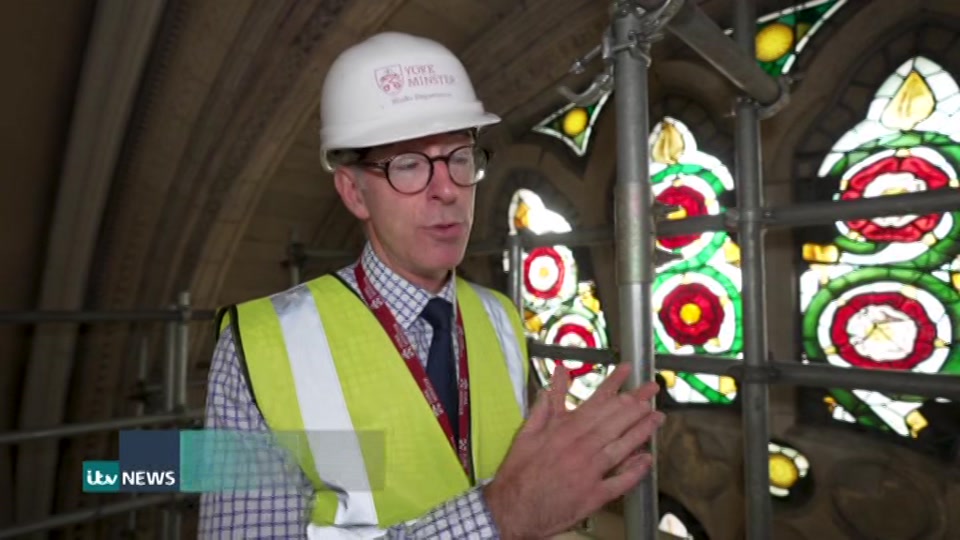Broadcast still at 28m. ITV1, ITV News at Ten, 4 August 2026.