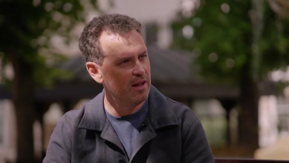 Broadcast still at 31m. ITV1, ITV News at Ten, 6 August 2026.