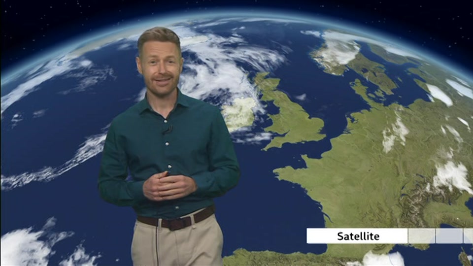 Broadcast still at 30m. BBC ONE West, BBC News, 6 August 2026.