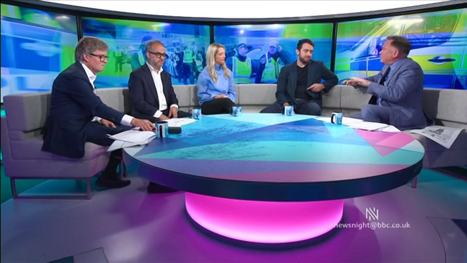 Broadcast still at 22m. BBC TWO, Newsnight, followed by Weather, 6 August 2026.