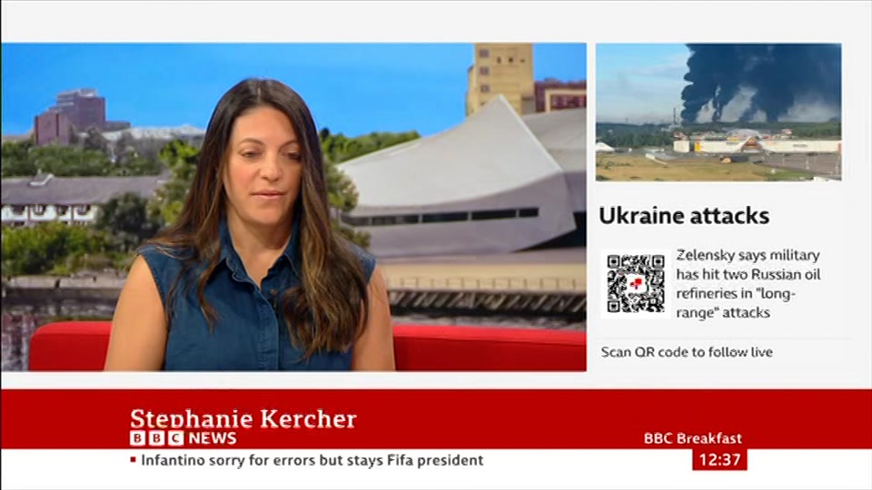 Still from BBC News at 7:00