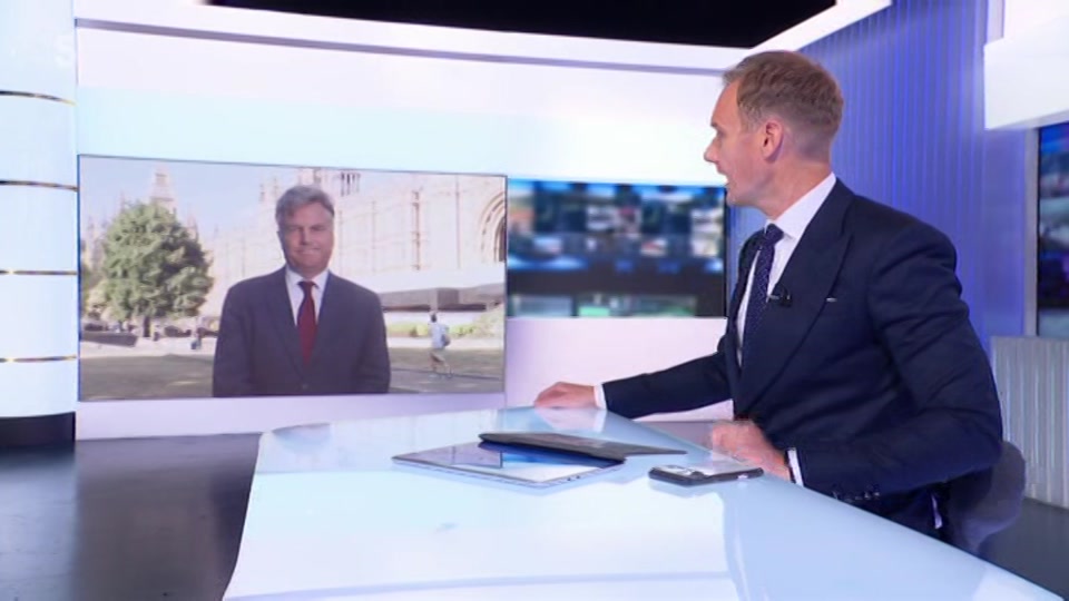 Still from Channel 5 at 9:00