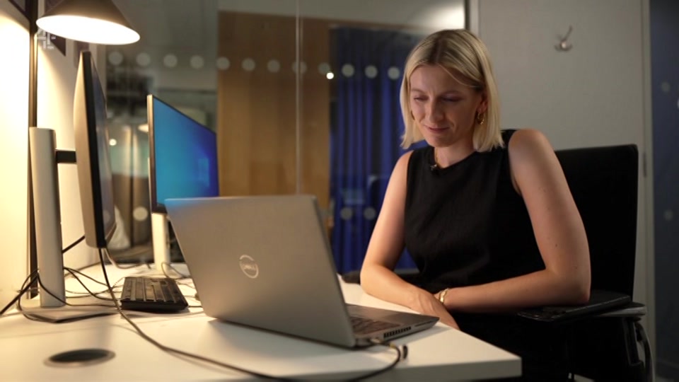 Broadcast still at 43m. Channel 4, Channel 4 News, 10 August 2026.
