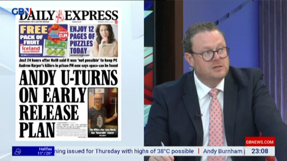 Still from GB News at 8:00