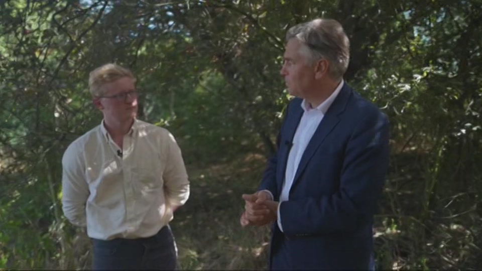 Still from Channel 5 at 11:00