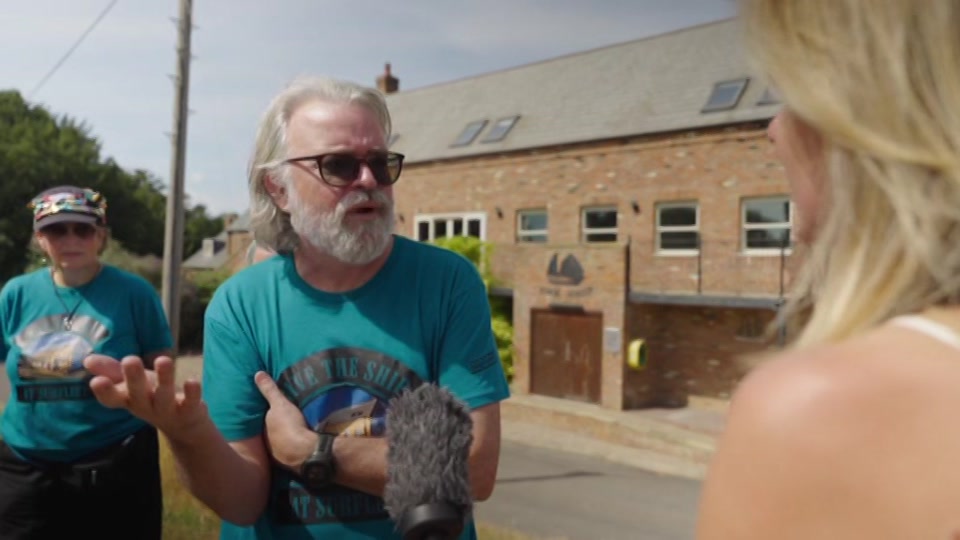 Still from ITV at 17:00