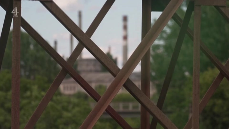 Still from Channel 4 at 7:00