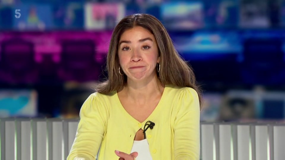 Still from Channel 5 at 3:00