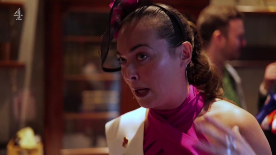 Still from Channel 4 at 21:00