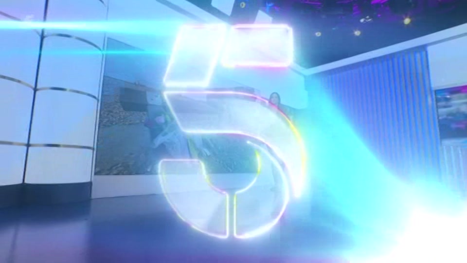 Still from Channel 5 at 1:00
