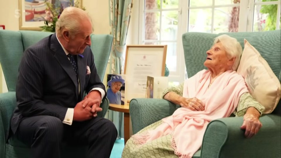 Broadcast still at 3m. Channel 5, 5 News at Lunchtime, 21 August 2026.